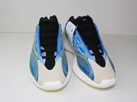 Adidas x YEEZY 700 V3 Arzareth