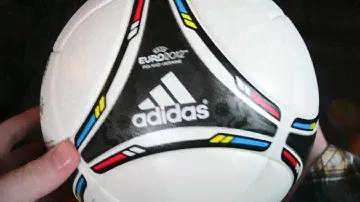 ADIDAS TANGO 12 (EURO 2012) - Official Matchball | Unboxing